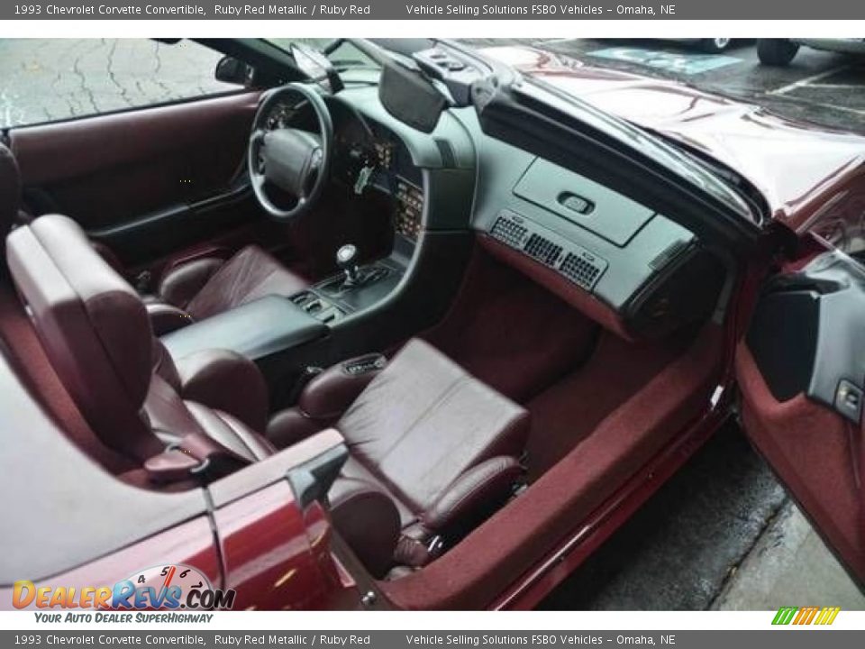 1993 Chevrolet Corvette Convertible Ruby Red Metallic / Ruby Red Photo #8