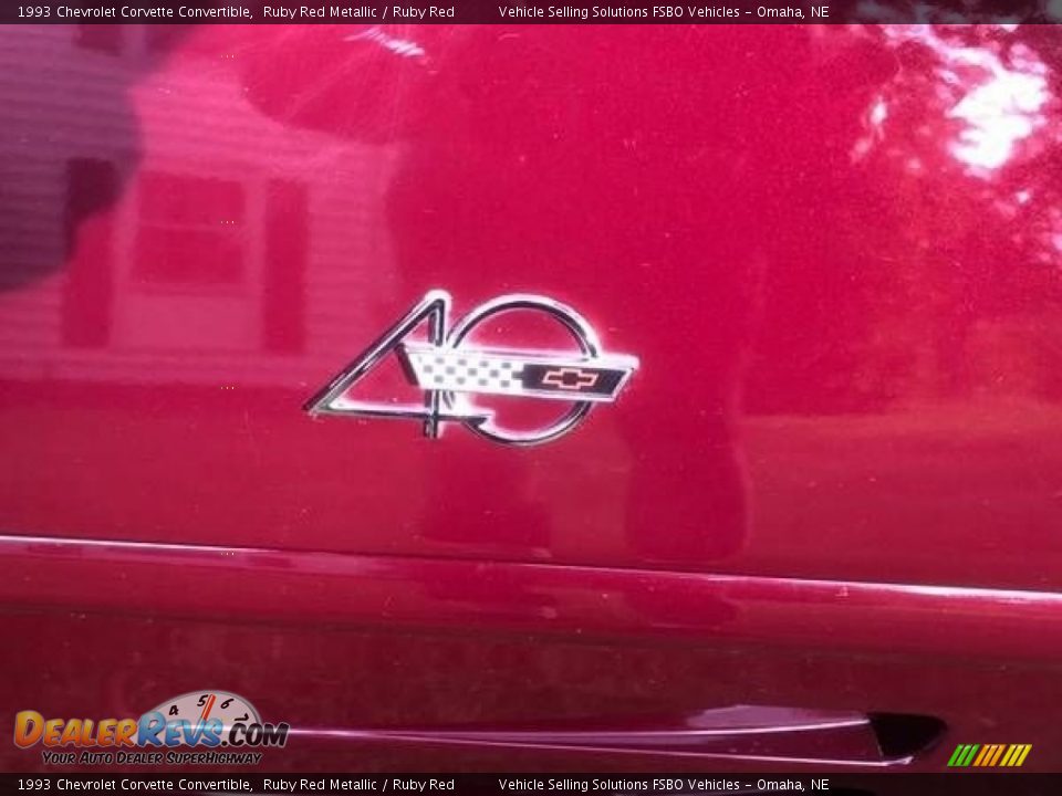 1993 Chevrolet Corvette Convertible Logo Photo #12
