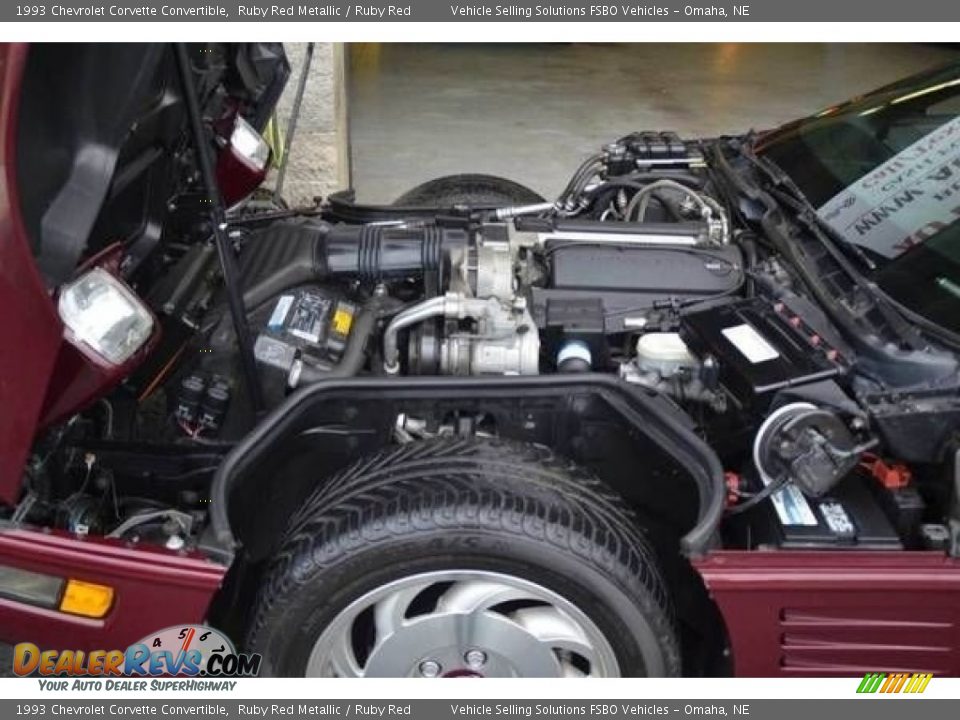 1993 Chevrolet Corvette Convertible 5.7 Liter OHV 16-Valve LT1 V8 Engine Photo #16