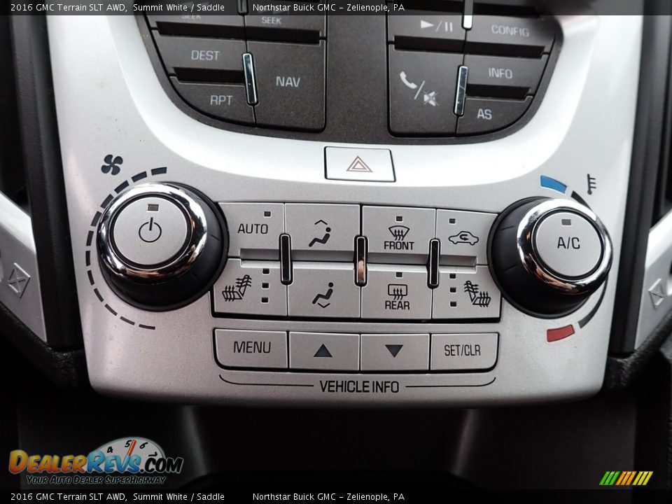 Controls of 2016 GMC Terrain SLT AWD Photo #28
