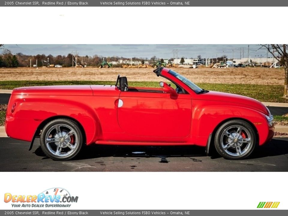 2005 Chevrolet SSR Redline Red / Ebony Black Photo #16