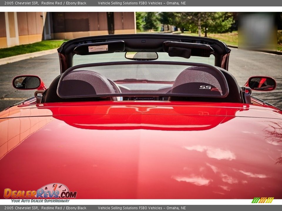 2005 Chevrolet SSR Redline Red / Ebony Black Photo #19