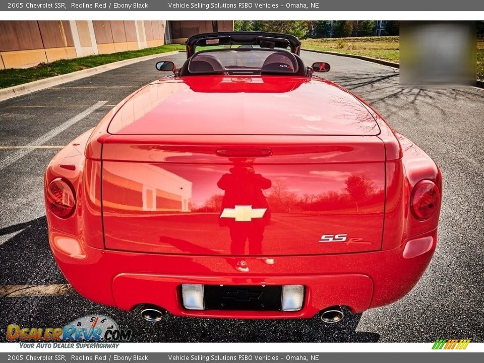 2005 Chevrolet SSR Redline Red / Ebony Black Photo #20