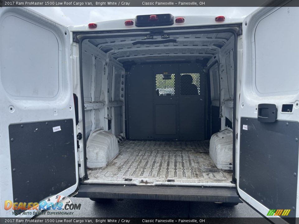 2017 Ram ProMaster 1500 Low Roof Cargo Van Bright White / Gray Photo #21