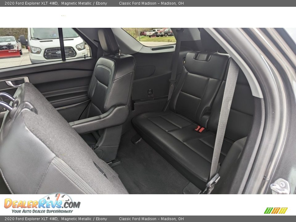 2020 Ford Explorer XLT 4WD Magnetic Metallic / Ebony Photo #18