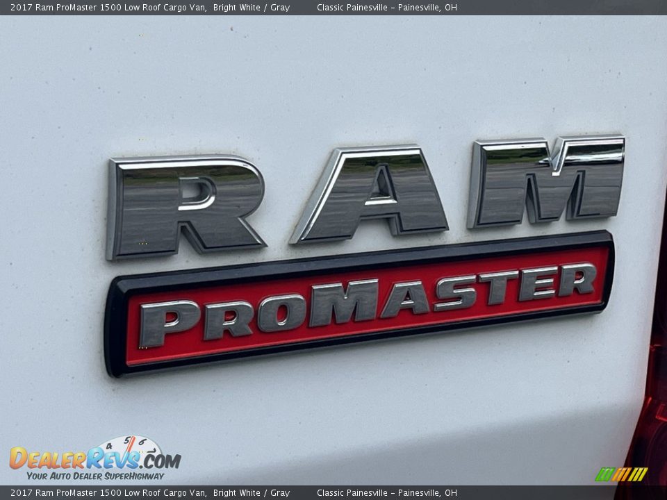 2017 Ram ProMaster 1500 Low Roof Cargo Van Bright White / Gray Photo #27