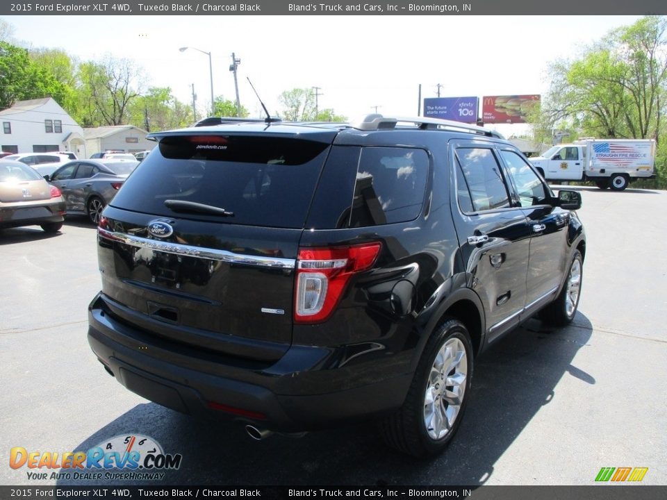 2015 Ford Explorer XLT 4WD Tuxedo Black / Charcoal Black Photo #4