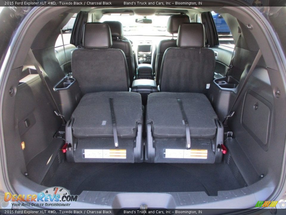 2015 Ford Explorer XLT 4WD Tuxedo Black / Charcoal Black Photo #25