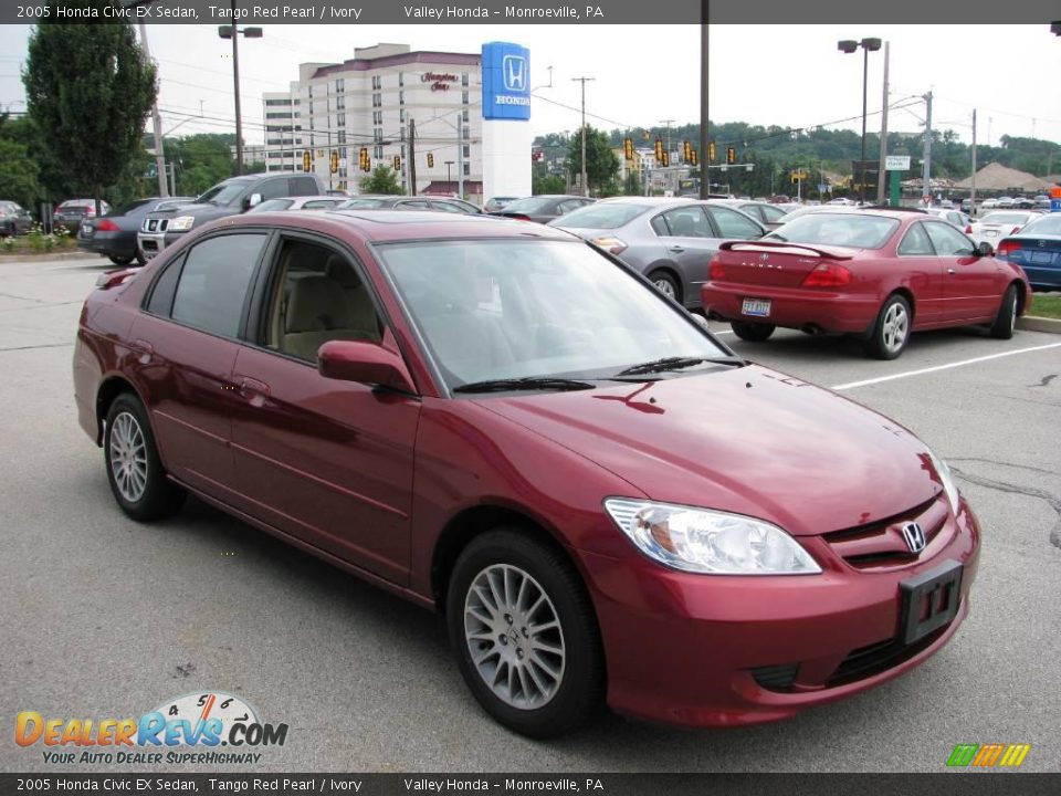 2005 Honda Civic EX Sedan Tango Red Pearl / Ivory Photo #9