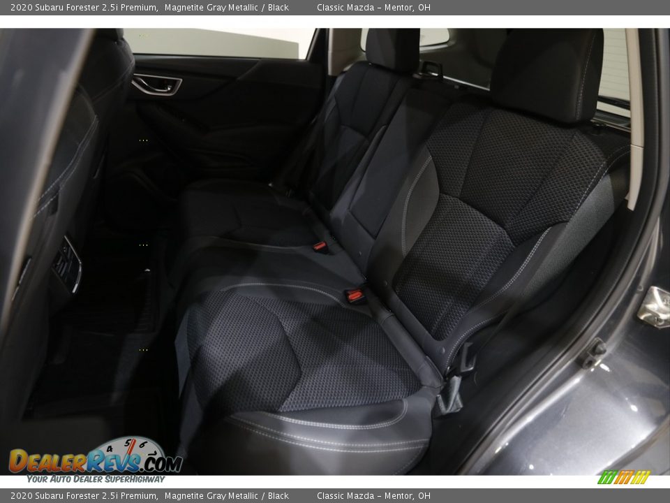 2020 Subaru Forester 2.5i Premium Magnetite Gray Metallic / Black Photo #17