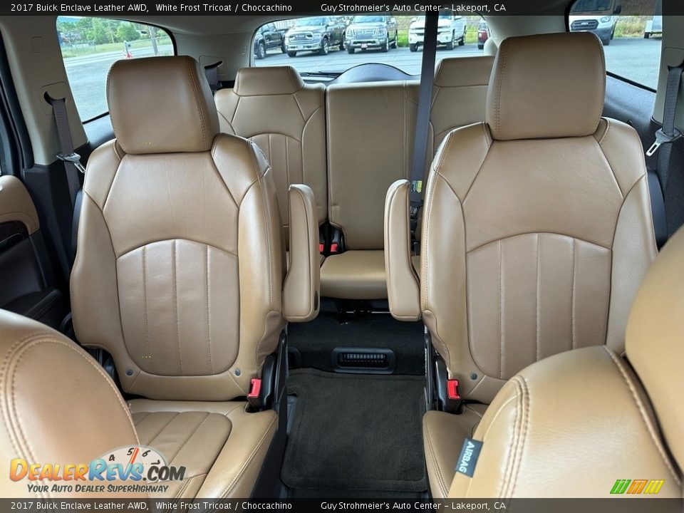 2017 Buick Enclave Leather AWD White Frost Tricoat / Choccachino Photo #15