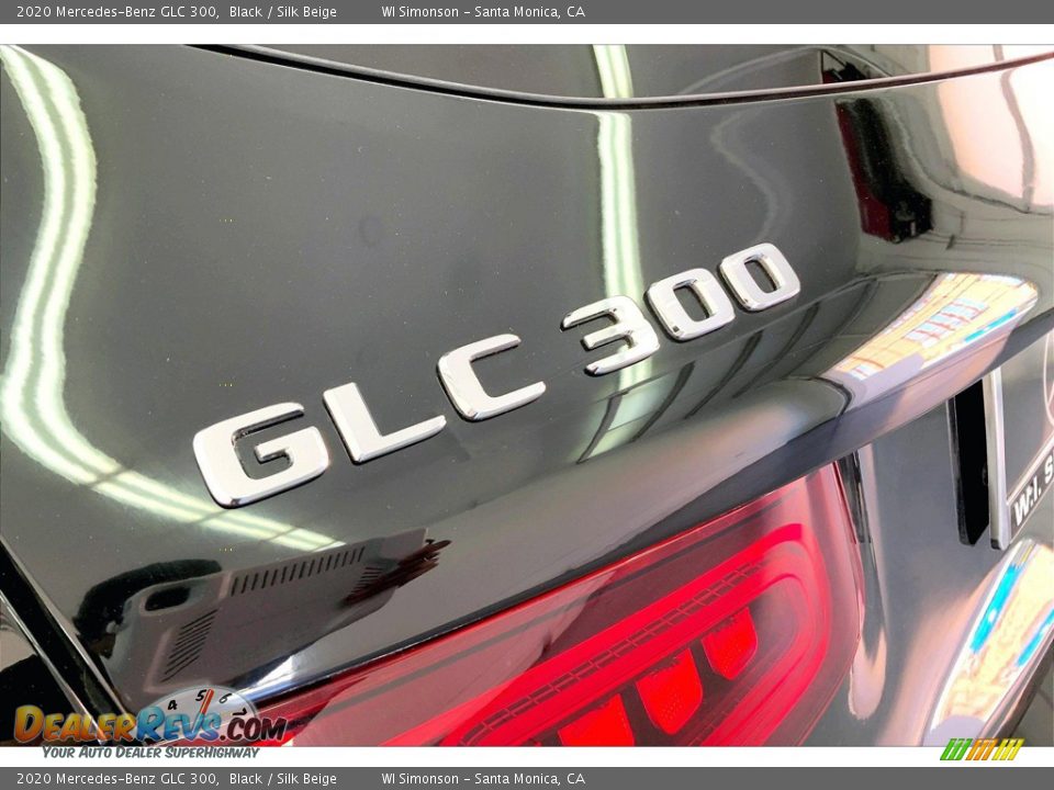 2020 Mercedes-Benz GLC 300 Black / Silk Beige Photo #30