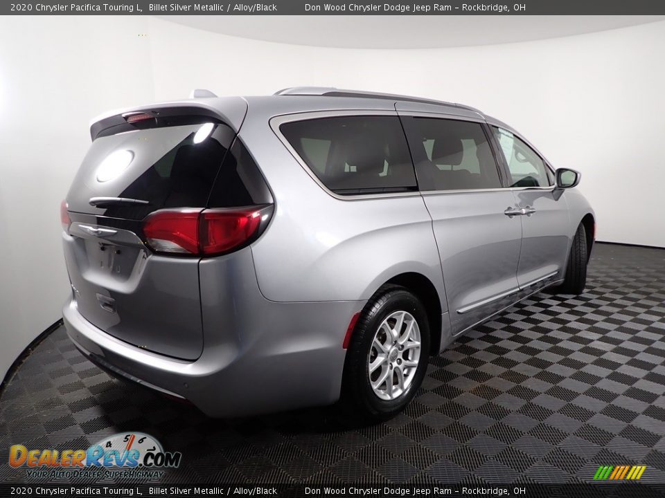 2020 Chrysler Pacifica Touring L Billet Silver Metallic / Alloy/Black Photo #11