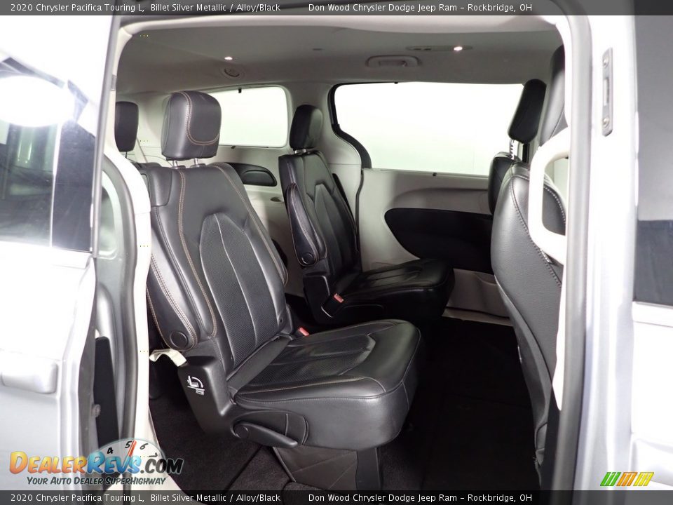 2020 Chrysler Pacifica Touring L Billet Silver Metallic / Alloy/Black Photo #30