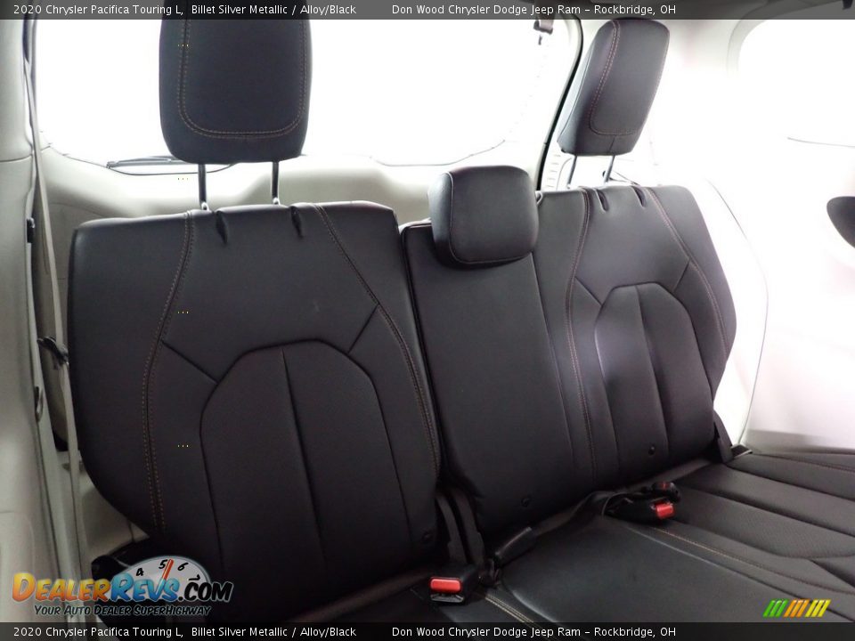 2020 Chrysler Pacifica Touring L Billet Silver Metallic / Alloy/Black Photo #31