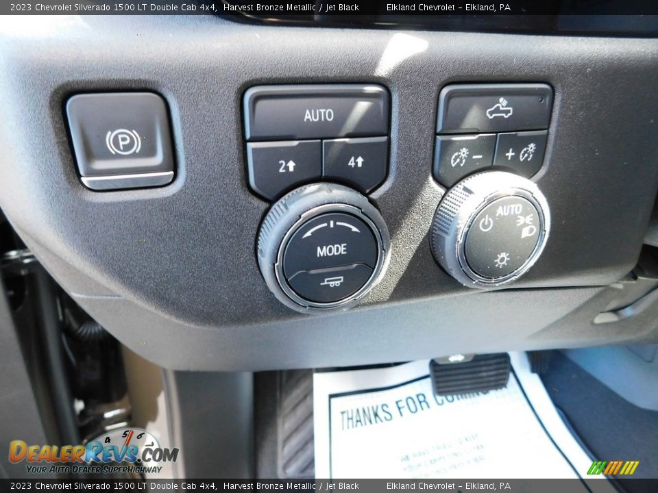 Controls of 2023 Chevrolet Silverado 1500 LT Double Cab 4x4 Photo #27
