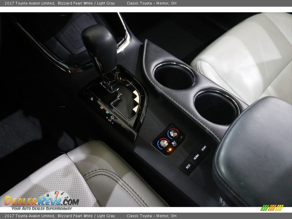 2017 Toyota Avalon Limited Blizzard Pearl White / Light Gray Photo #14
