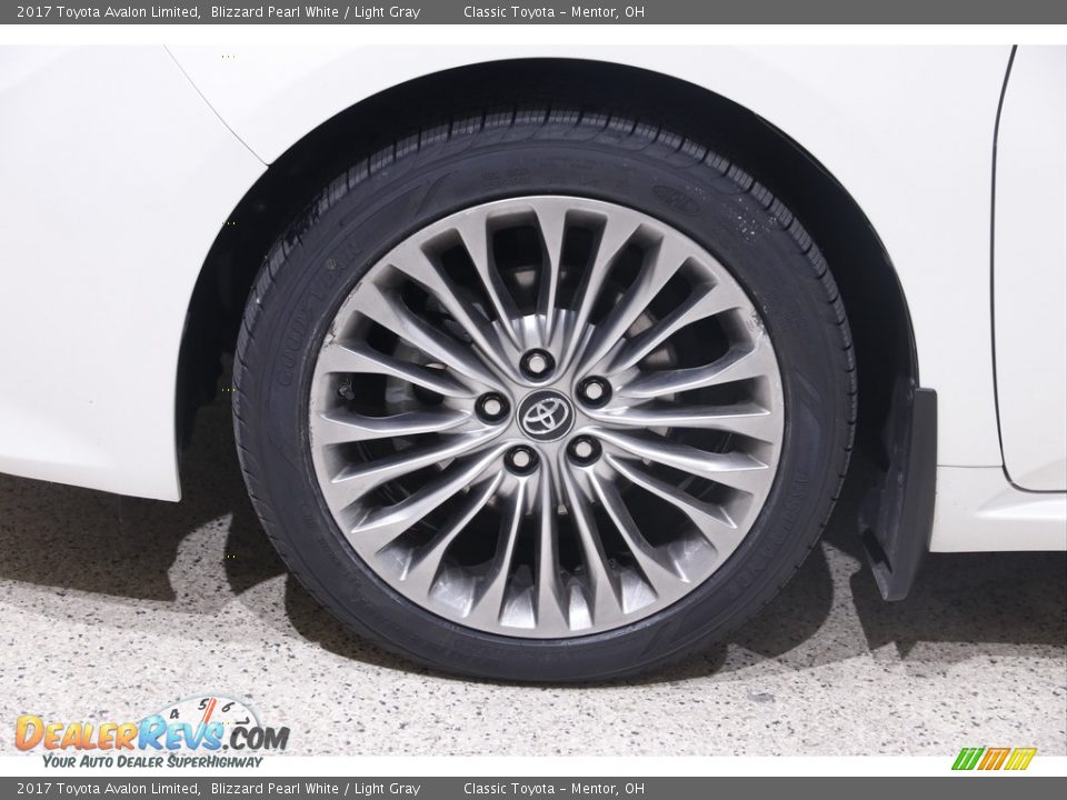 2017 Toyota Avalon Limited Blizzard Pearl White / Light Gray Photo #21