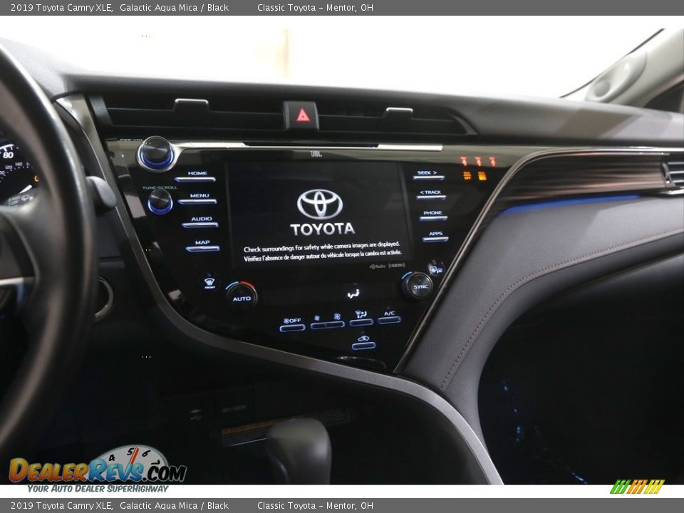 2019 Toyota Camry XLE Galactic Aqua Mica / Black Photo #9