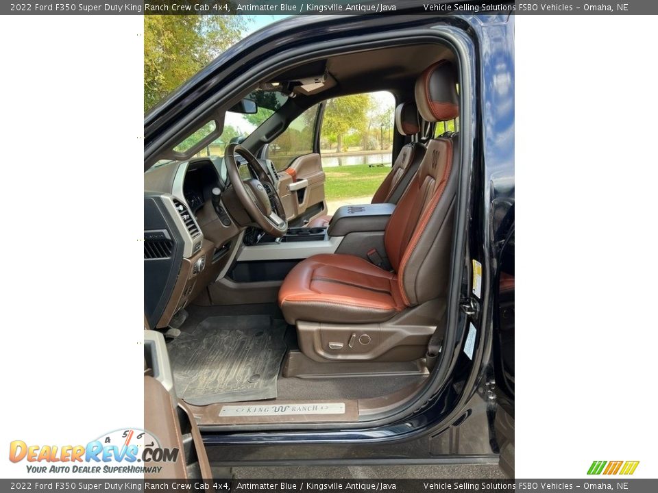 Front Seat of 2022 Ford F350 Super Duty King Ranch Crew Cab 4x4 Photo #4
