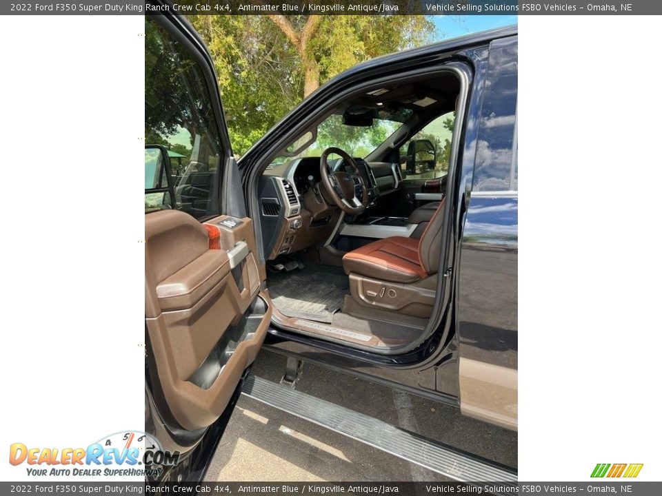 2022 Ford F350 Super Duty King Ranch Crew Cab 4x4 Antimatter Blue / Kingsville Antique/Java Photo #5