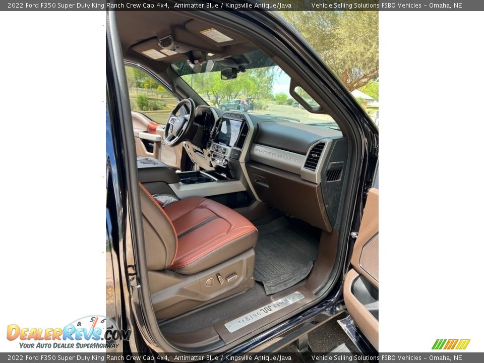 2022 Ford F350 Super Duty King Ranch Crew Cab 4x4 Antimatter Blue / Kingsville Antique/Java Photo #6