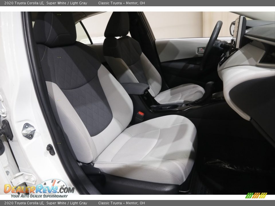 2020 Toyota Corolla LE Super White / Light Gray Photo #13