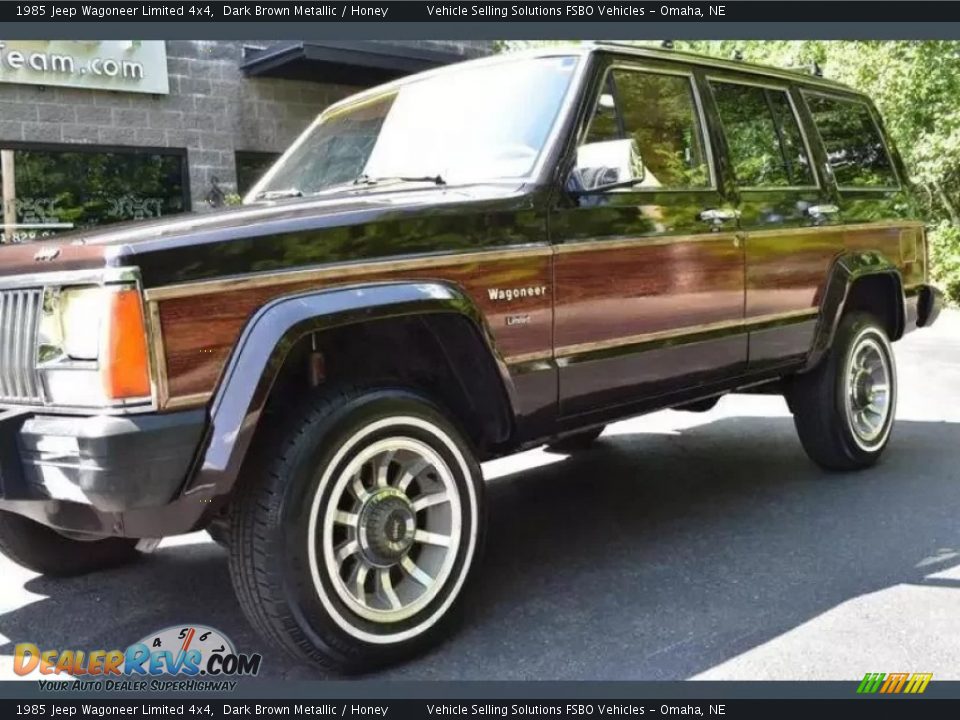 1985 Jeep Wagoneer Limited 4x4 Dark Brown Metallic / Honey Photo #1