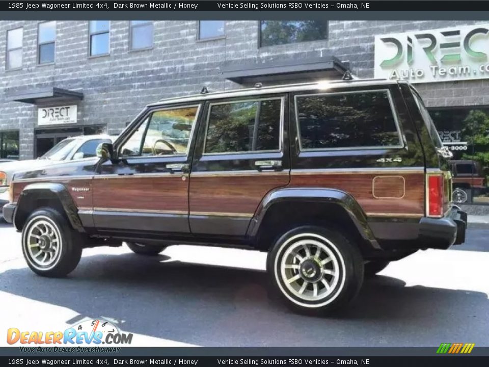 1985 Jeep Wagoneer Limited 4x4 Dark Brown Metallic / Honey Photo #2