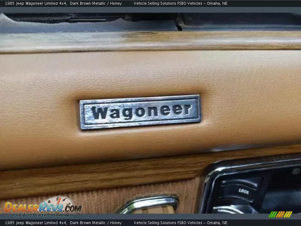 1985 Jeep Wagoneer Limited 4x4 Dark Brown Metallic / Honey Photo #19