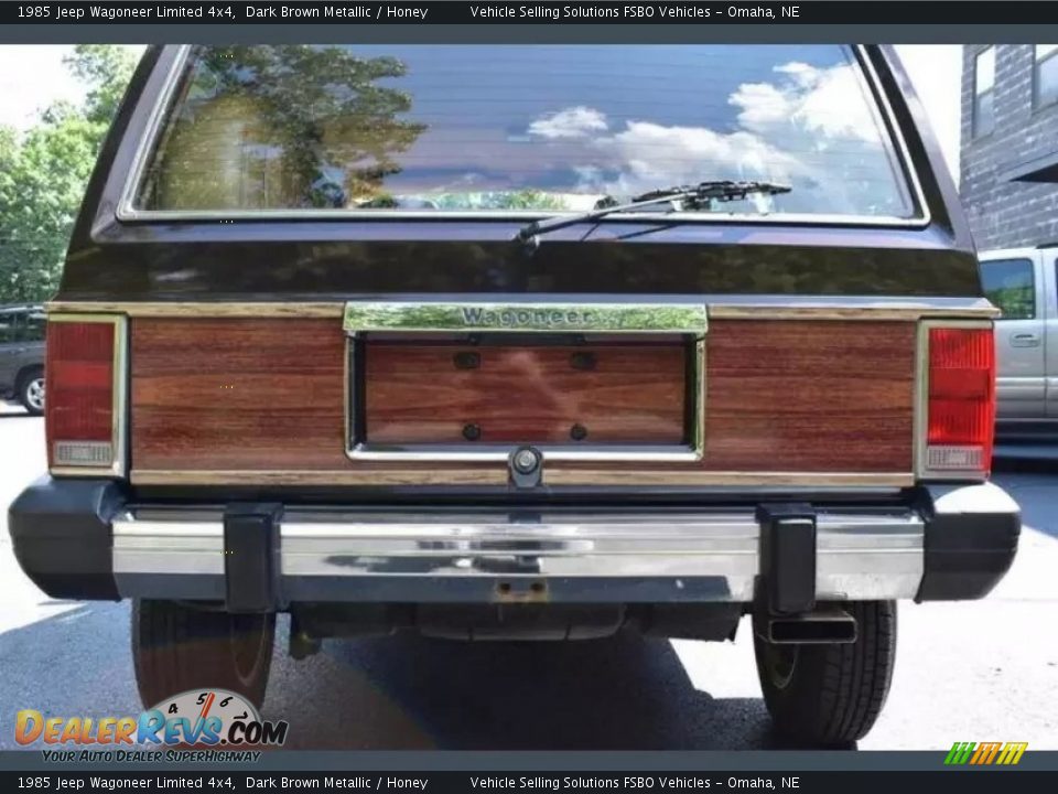 1985 Jeep Wagoneer Limited 4x4 Dark Brown Metallic / Honey Photo #26