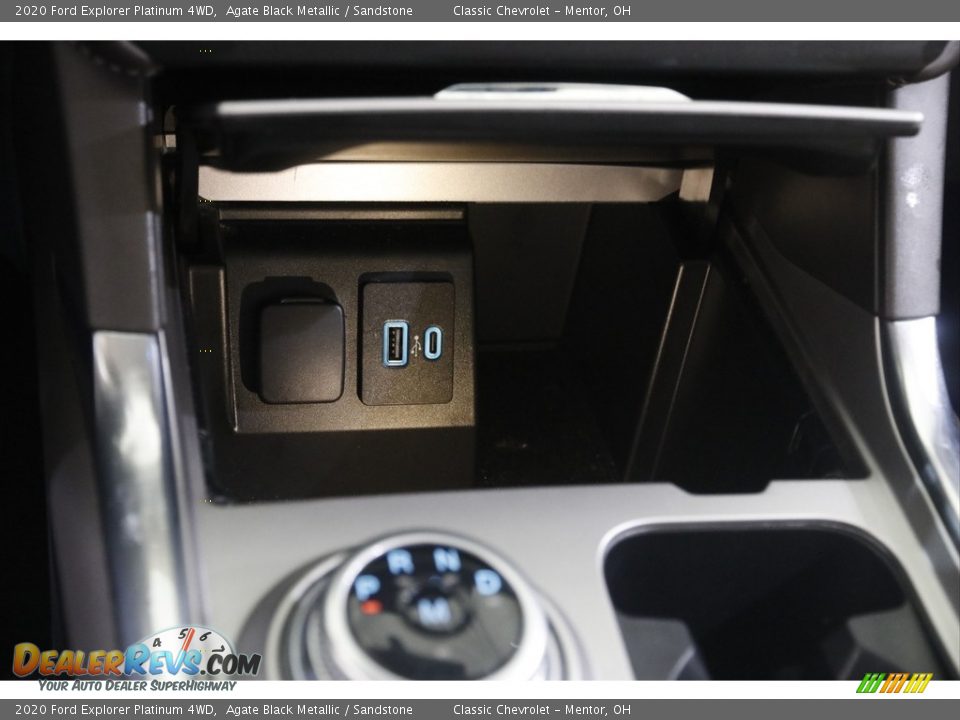 2020 Ford Explorer Platinum 4WD Agate Black Metallic / Sandstone Photo #16