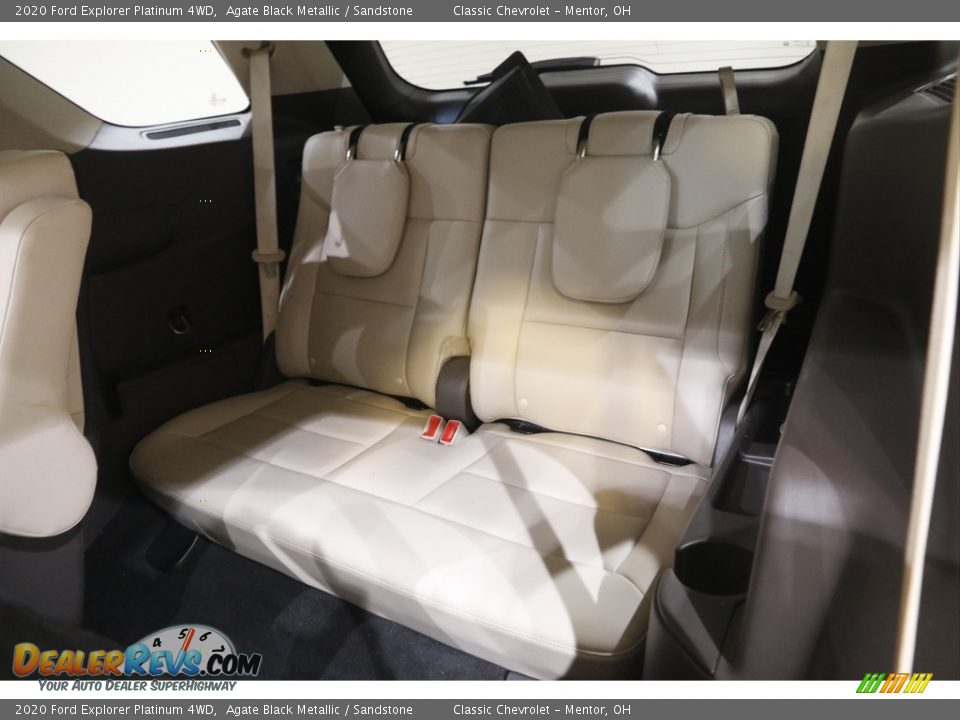 2020 Ford Explorer Platinum 4WD Agate Black Metallic / Sandstone Photo #20