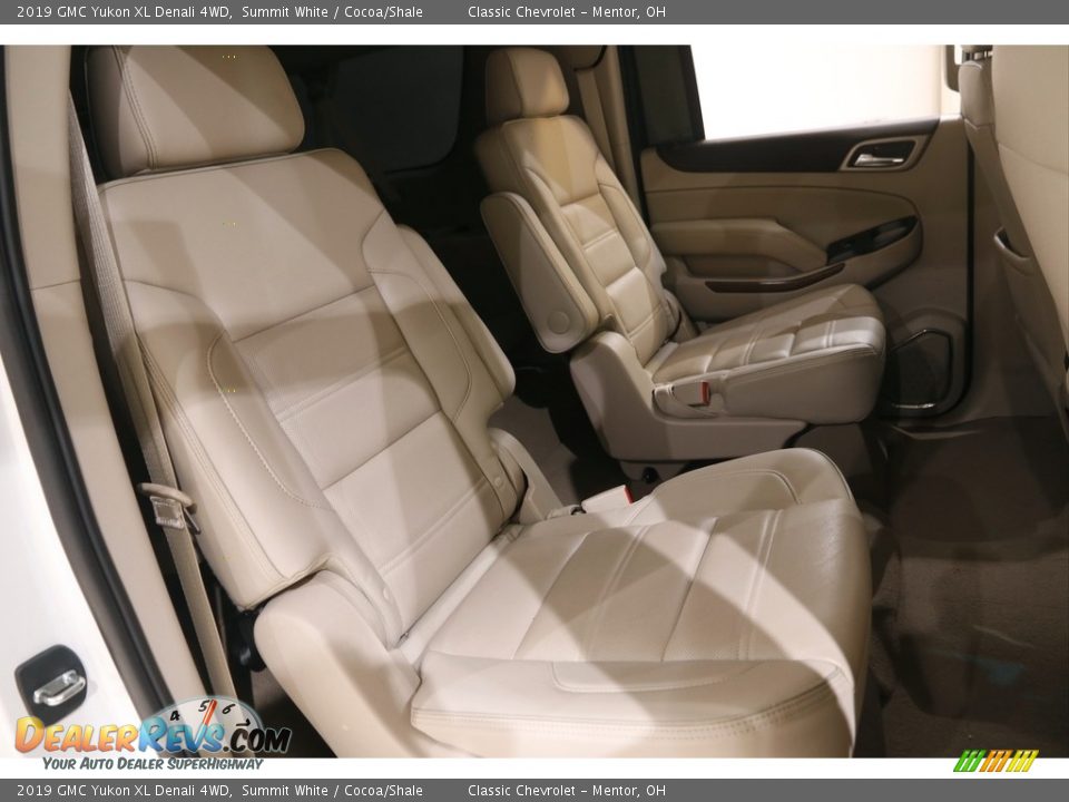 Rear Seat of 2019 GMC Yukon XL Denali 4WD Photo #18