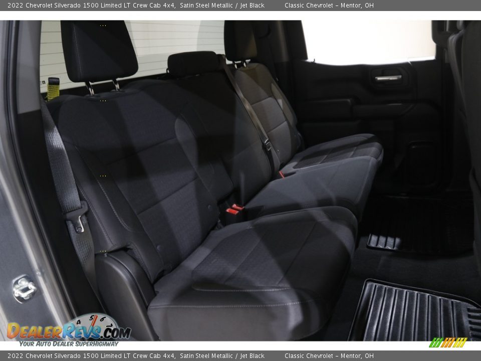 2022 Chevrolet Silverado 1500 Limited LT Crew Cab 4x4 Satin Steel Metallic / Jet Black Photo #17