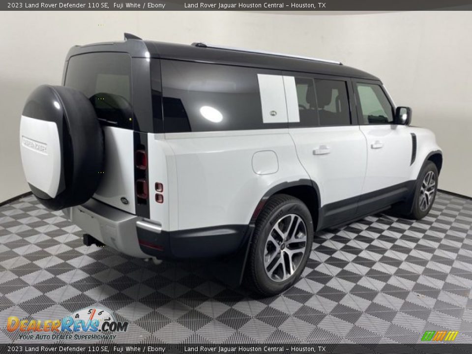 2023 Land Rover Defender 110 SE Fuji White / Ebony Photo #2