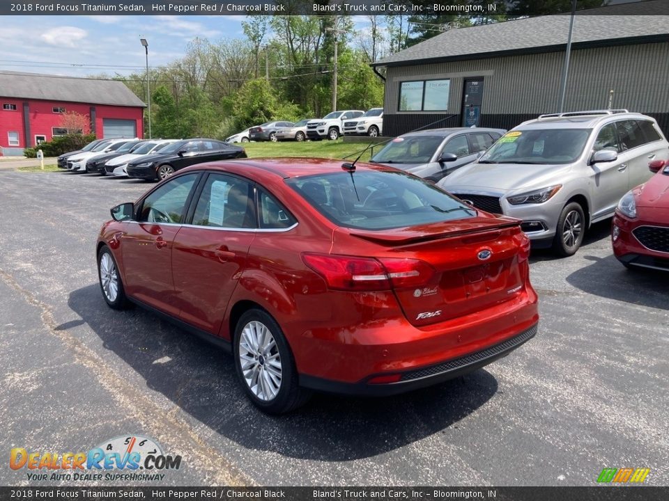 2018 Ford Focus Titanium Sedan Hot Pepper Red / Charcoal Black Photo #3