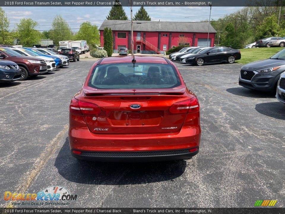 2018 Ford Focus Titanium Sedan Hot Pepper Red / Charcoal Black Photo #4