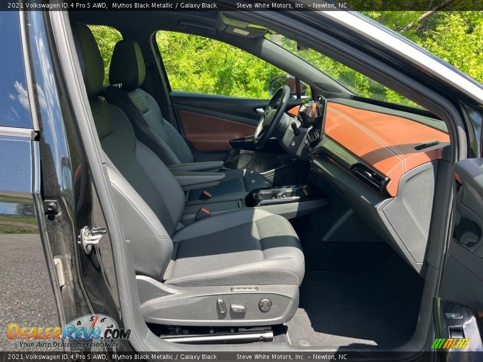 Front Seat of 2021 Volkswagen ID.4 Pro S AWD Photo #18