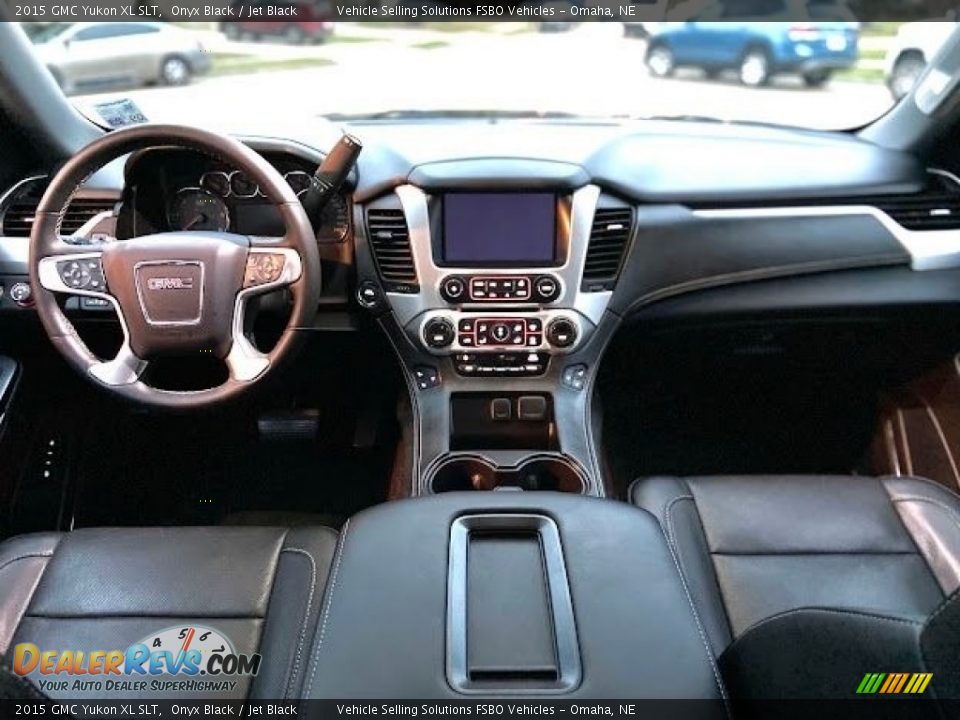 Dashboard of 2015 GMC Yukon XL SLT Photo #2