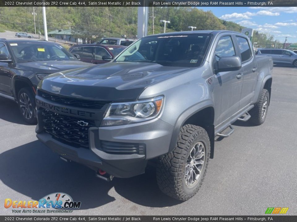 Front 3/4 View of 2022 Chevrolet Colorado ZR2 Crew Cab 4x4 Photo #1