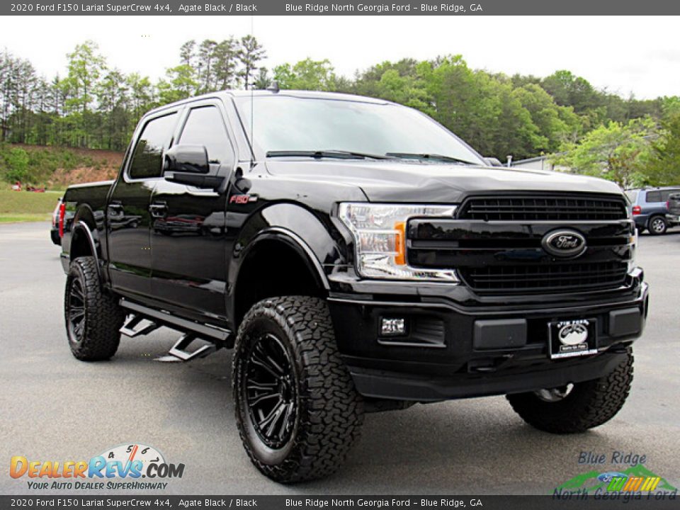 Front 3/4 View of 2020 Ford F150 Lariat SuperCrew 4x4 Photo #7