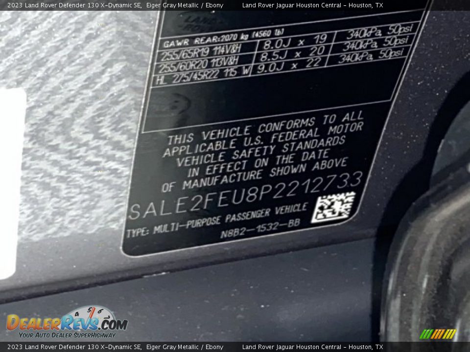 2023 Land Rover Defender 130 X-Dynamic SE Eiger Gray Metallic / Ebony Photo #25