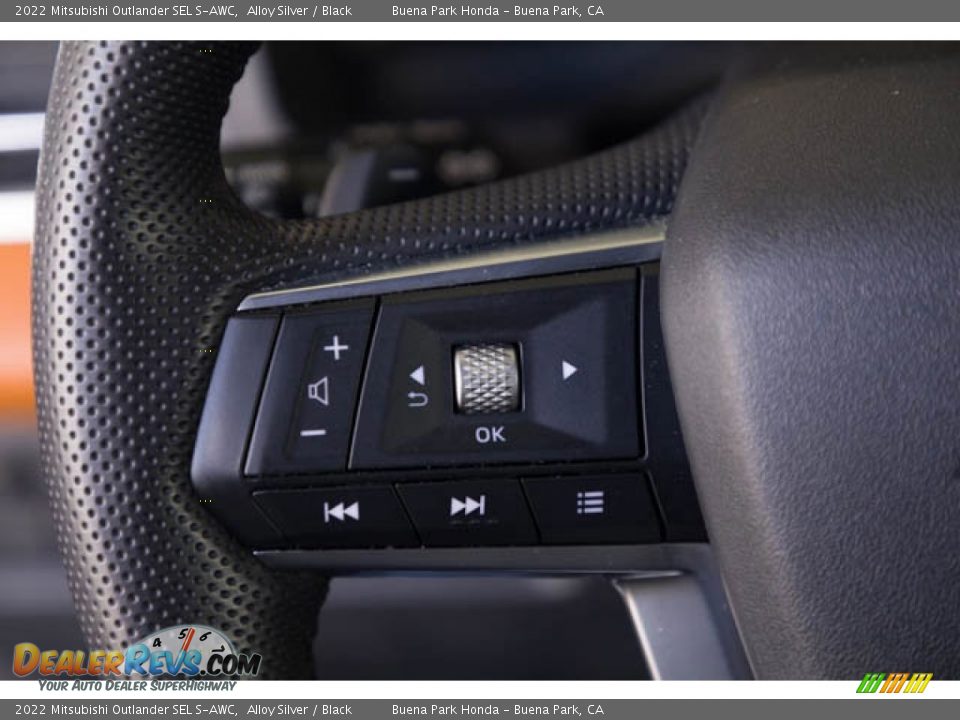 2022 Mitsubishi Outlander SEL S-AWC Steering Wheel Photo #14