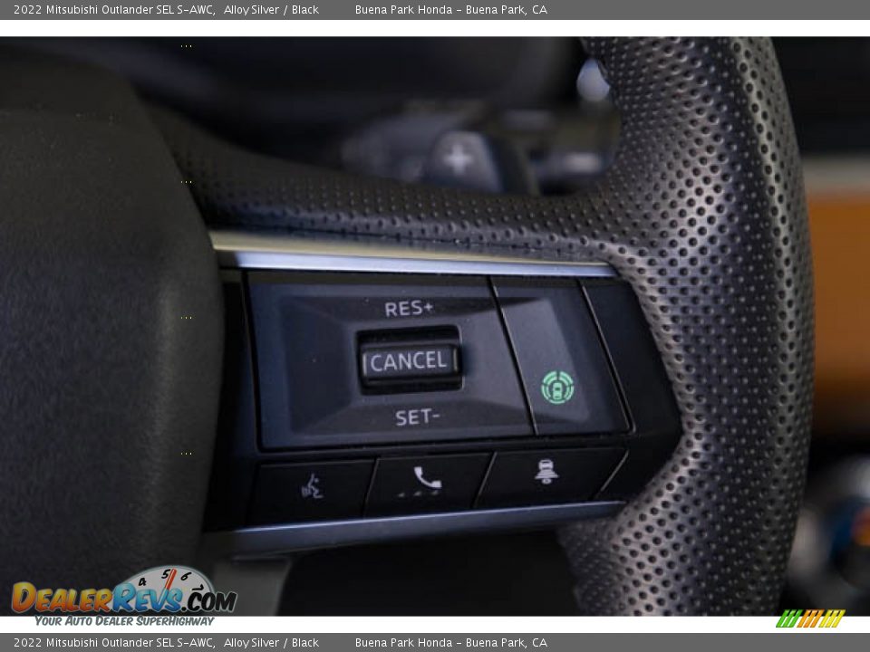 2022 Mitsubishi Outlander SEL S-AWC Steering Wheel Photo #15