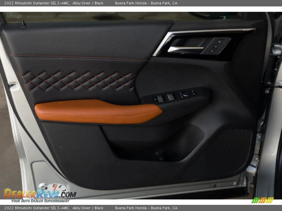 Door Panel of 2022 Mitsubishi Outlander SEL S-AWC Photo #31