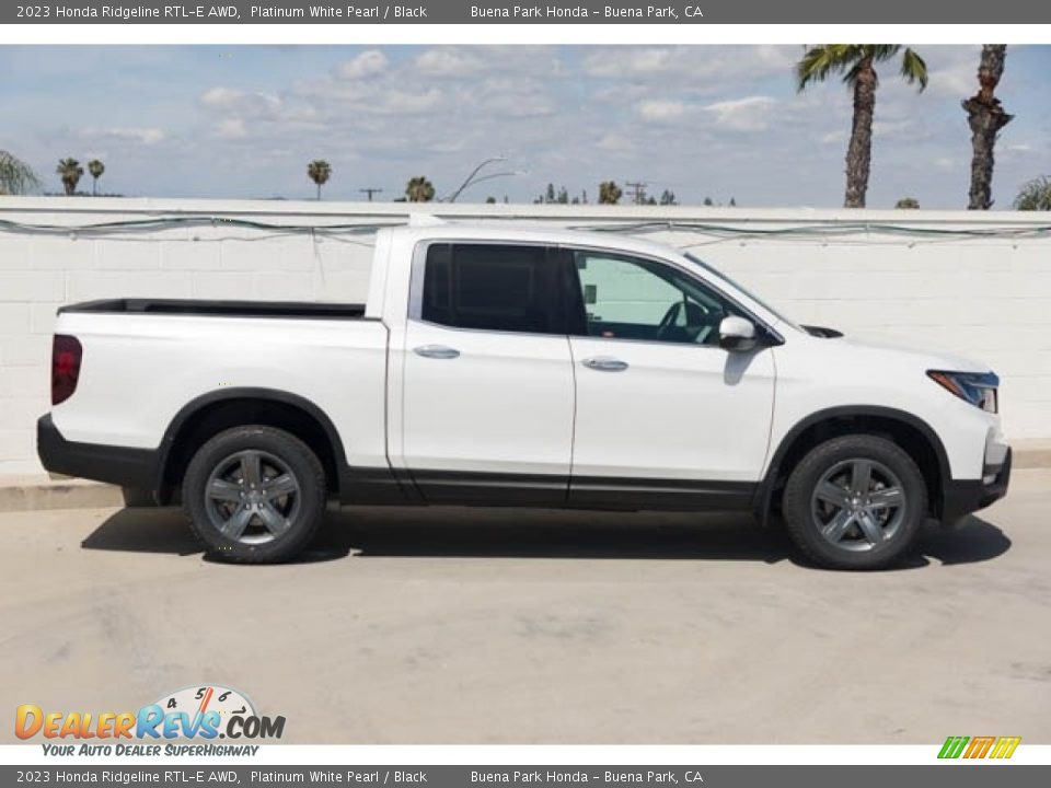 Platinum White Pearl 2023 Honda Ridgeline RTL-E AWD Photo #10