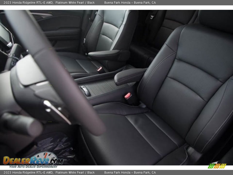 Front Seat of 2023 Honda Ridgeline RTL-E AWD Photo #25