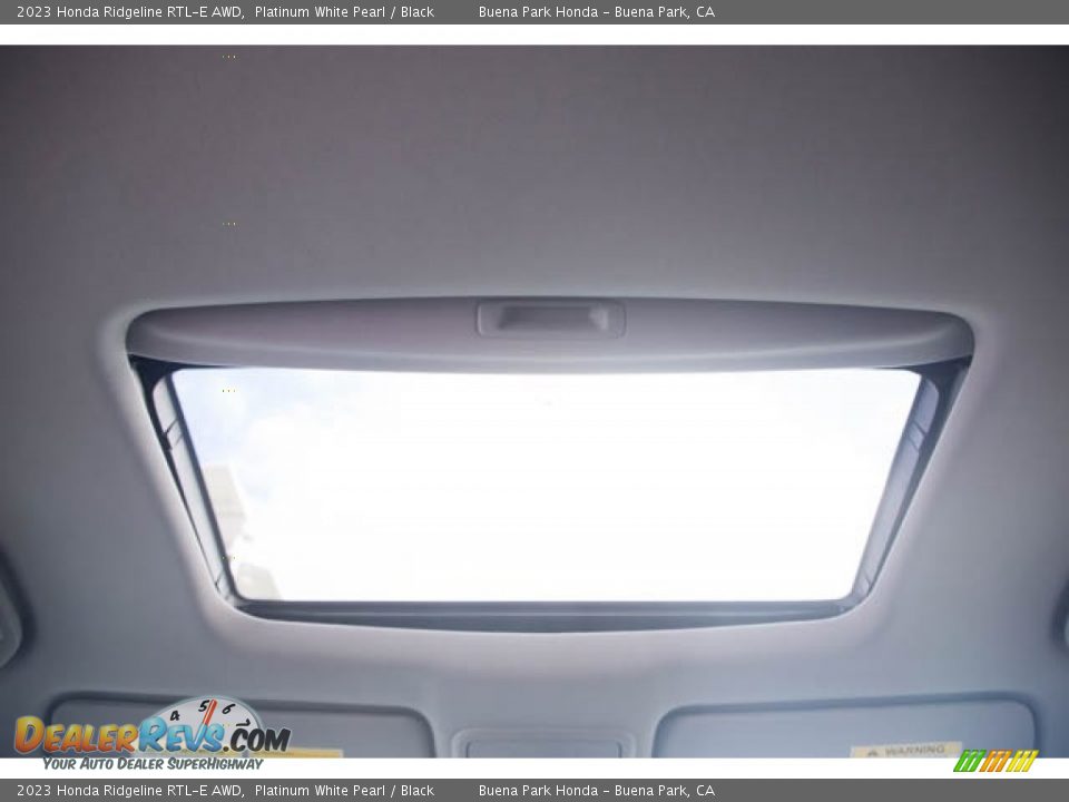 2023 Honda Ridgeline RTL-E AWD Platinum White Pearl / Black Photo #26