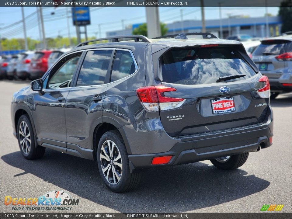 2023 Subaru Forester Limited Magnetite Gray Metallic / Black Photo #4